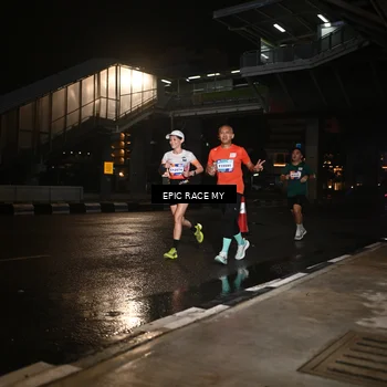 Runner Photo 7714263
