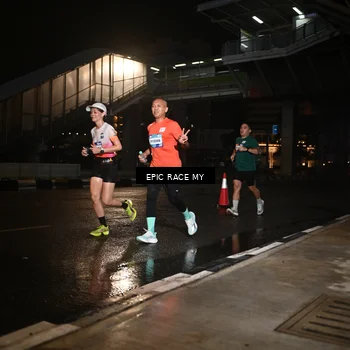 Runner Photo 7714265