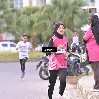 Runner Photo 7714268
