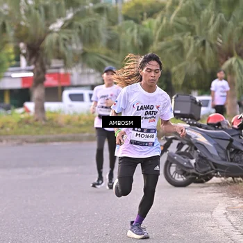 Runner Photo 7714276