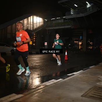 Runner Photo 7714281