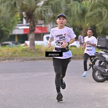 Runner Photo 7714284