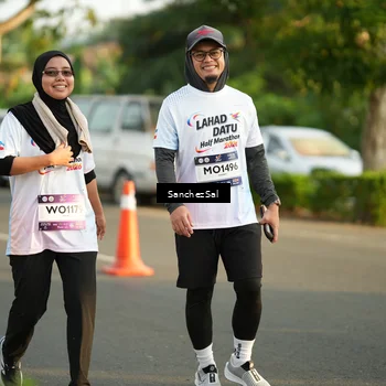 Runner Photo 7714291