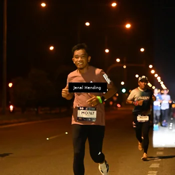Runner Photo 7714315