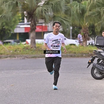 Runner Photo 7714323
