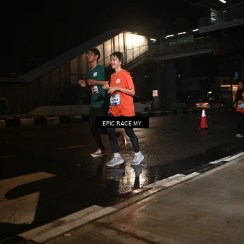 Runner Photo 7714335
