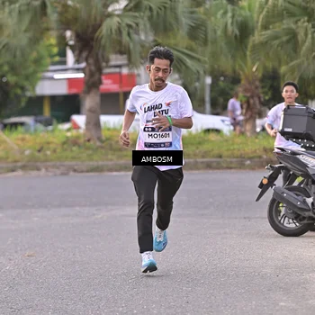 Runner Photo 7714349