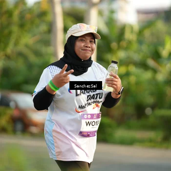 Runner Photo 7714353
