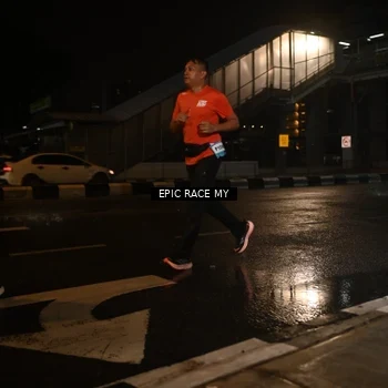 Runner Photo 7714377