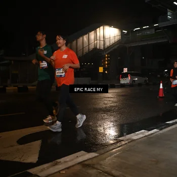 Runner Photo 7714381