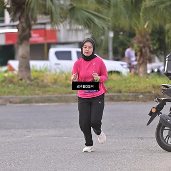 Runner Photo 7714397