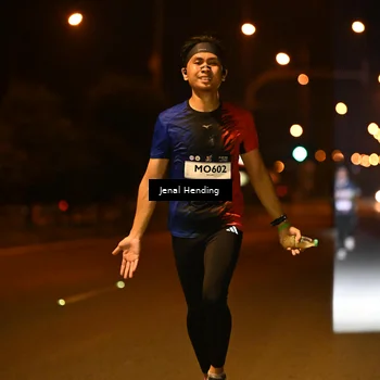 Runner Photo 7714398