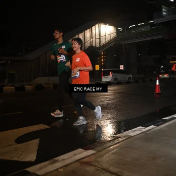 Runner Photo 7714401