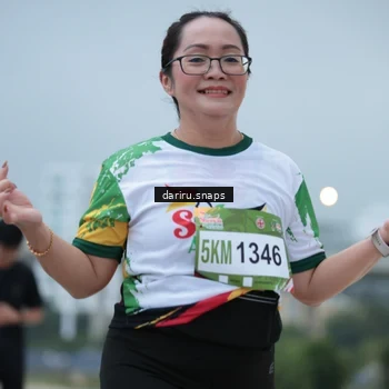 Runner Photo 7714404