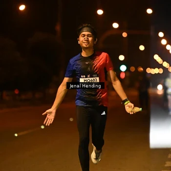 Runner Photo 7714407
