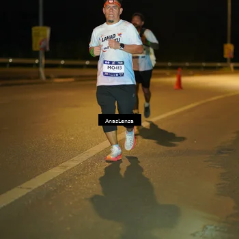 Runner Photo 7714423