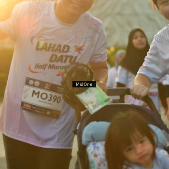 Runner Photo 7714424