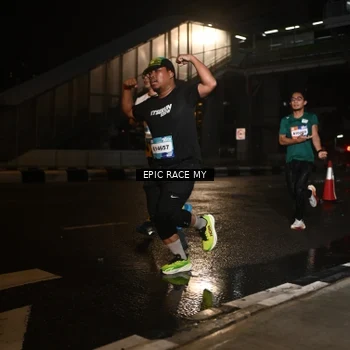 Runner Photo 7714431