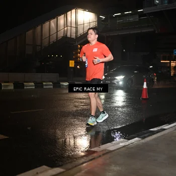 Runner Photo 7714444
