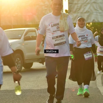 Runner Photo 7714471