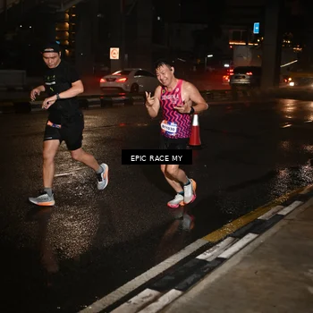 Runner Photo 7714478