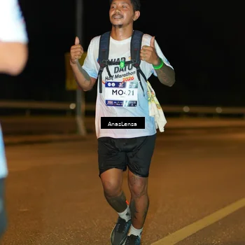 Runner Photo 7714485