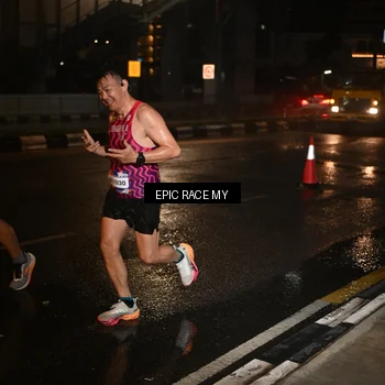 Runner Photo 7714512
