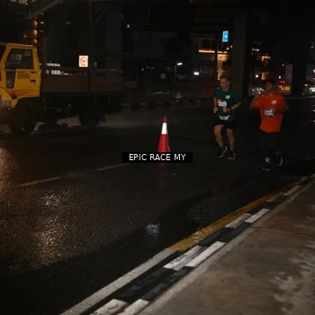 Runner Photo 7714516