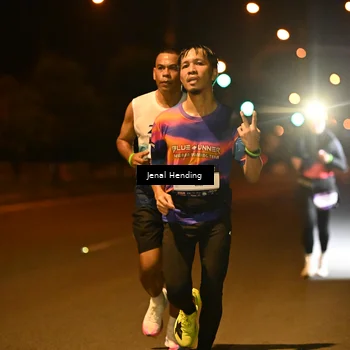 Runner Photo 7714555