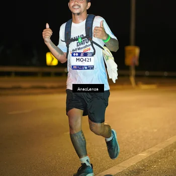 Runner Photo 7714564