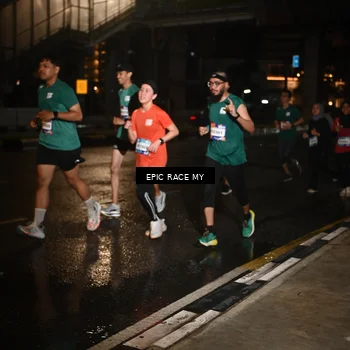 Runner Photo 7714599