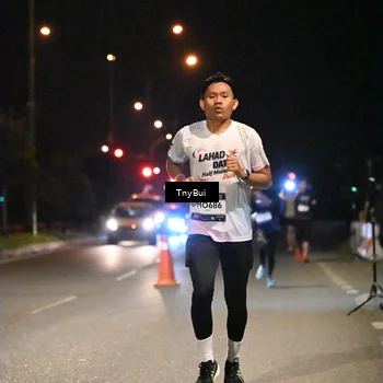 Runner Photo 7714605