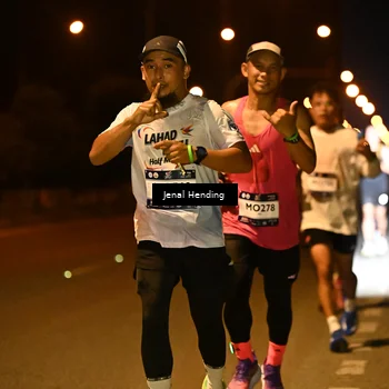 Runner Photo 7714615
