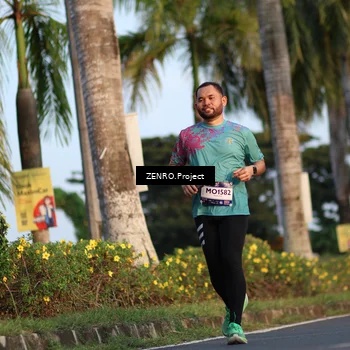 Runner Photo 7714622