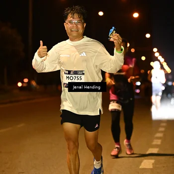 Runner Photo 7714640