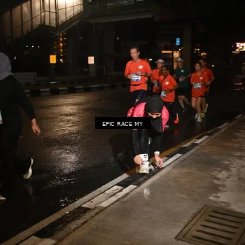Runner Photo 7714644