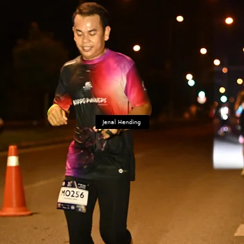 Runner Photo 7714648