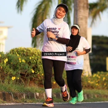 Runner Photo 7714658