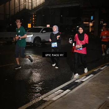 Runner Photo 7714668