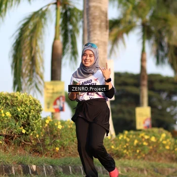 Runner Photo 7714674