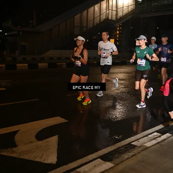 Runner Photo 7714686