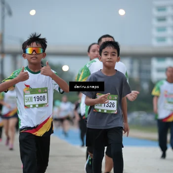 Runner Photo 7714688