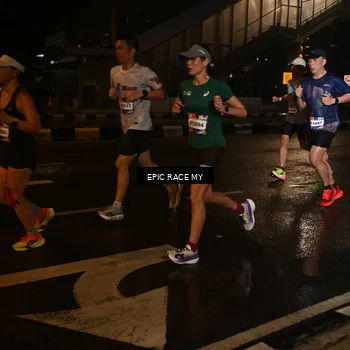 Runner Photo 7714697
