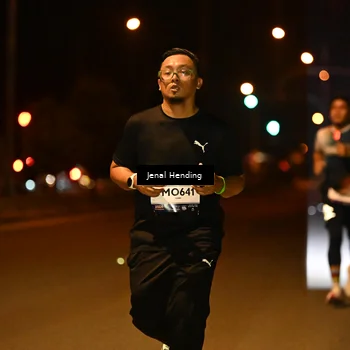 Runner Photo 7714703