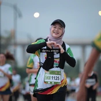 Runner Photo 7714706