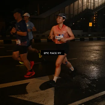 Runner Photo 7714718