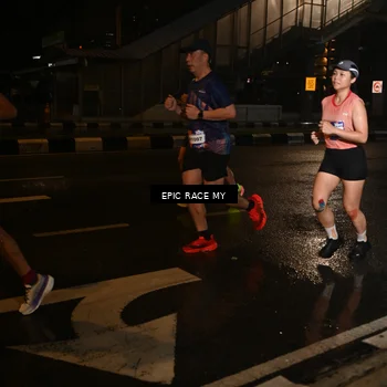 Runner Photo 7714726