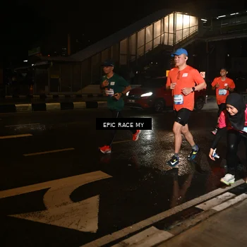 Runner Photo 7714729