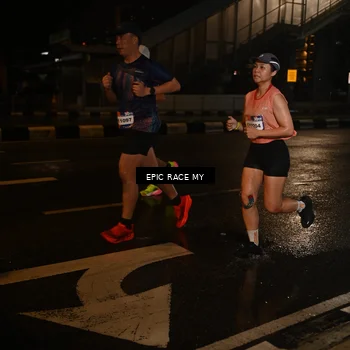 Runner Photo 7714741