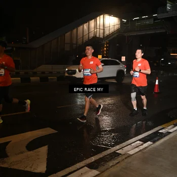 Runner Photo 7714756